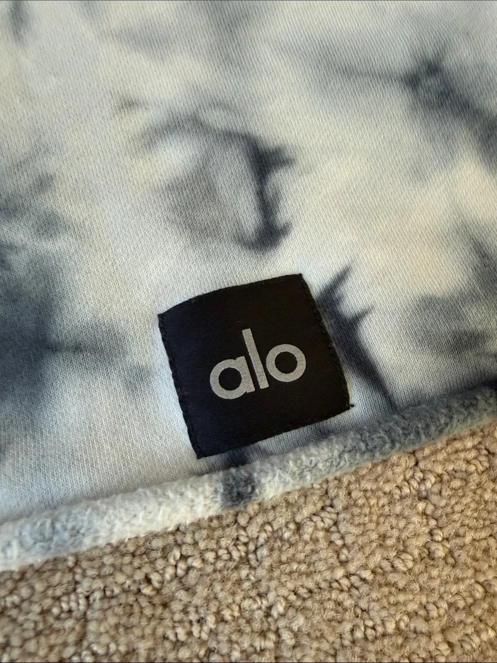 Alo Yoga Tie-Dye Extreme Crop Crew Neck
